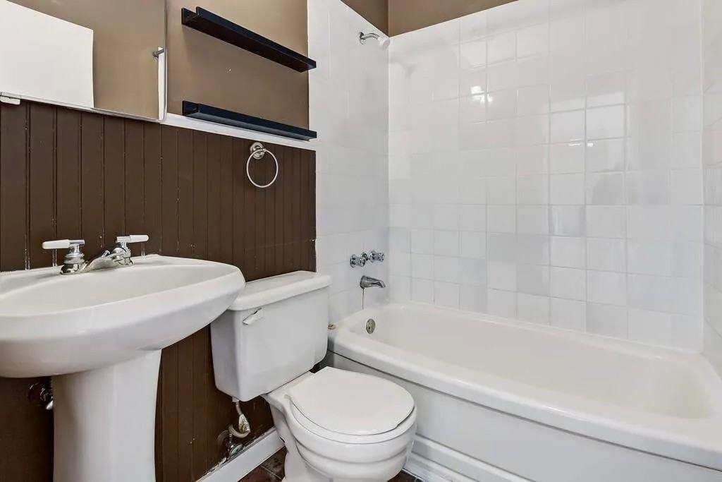 233 Bradbrooke Drive - Photo 7 of 17