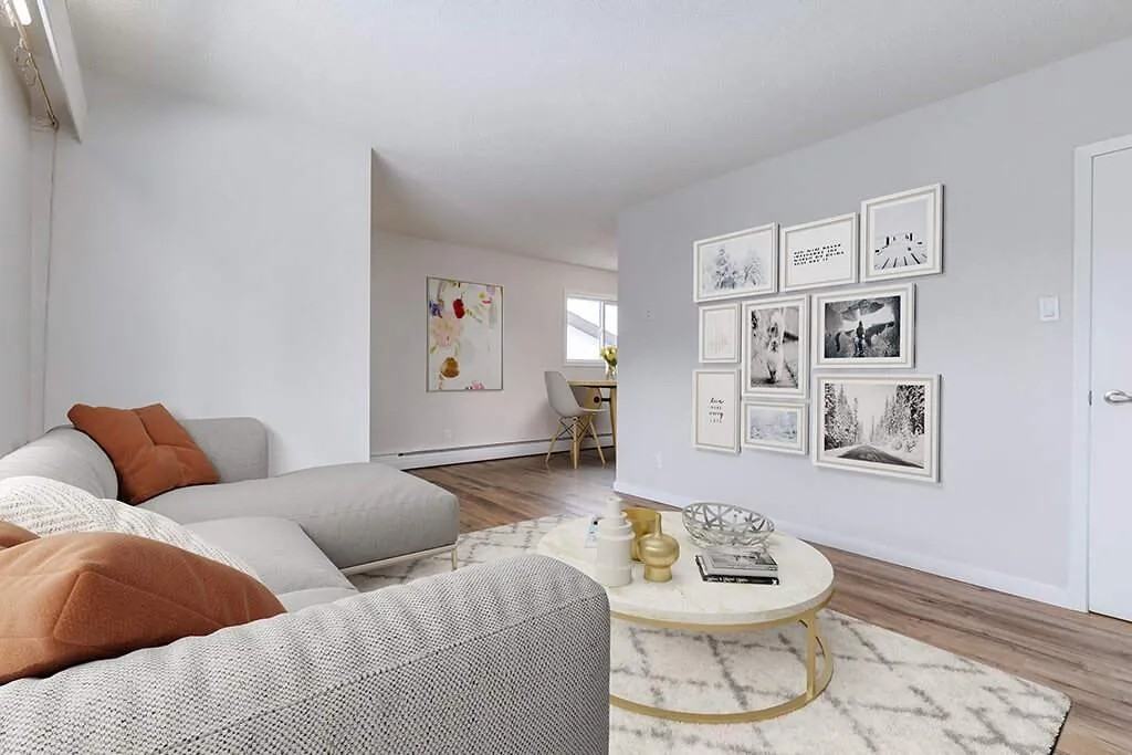 Highland II - Photo 4 of 10