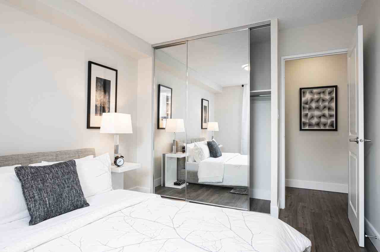 151 Hughson St S - Photo 5 of 9