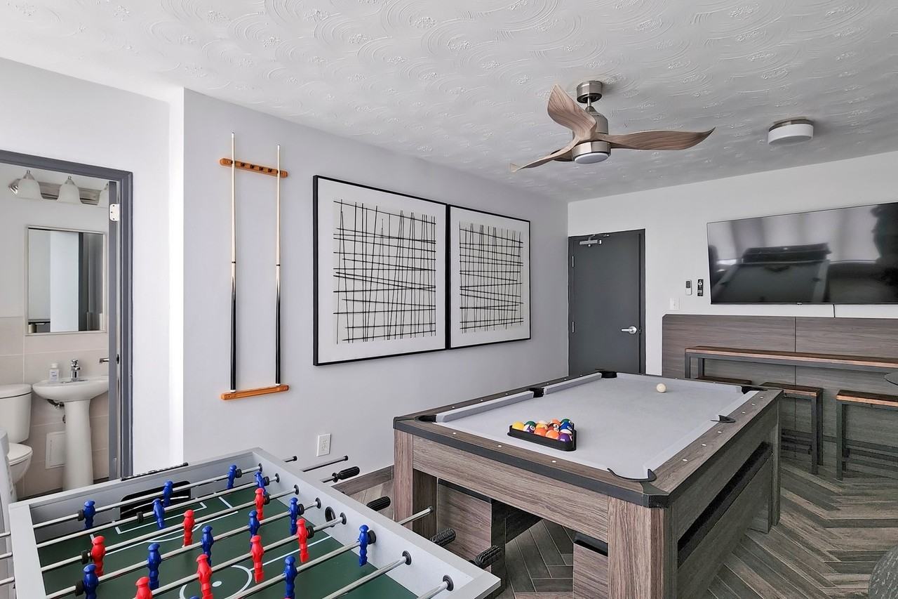 321 Marland Ave - Photo 2 of 15