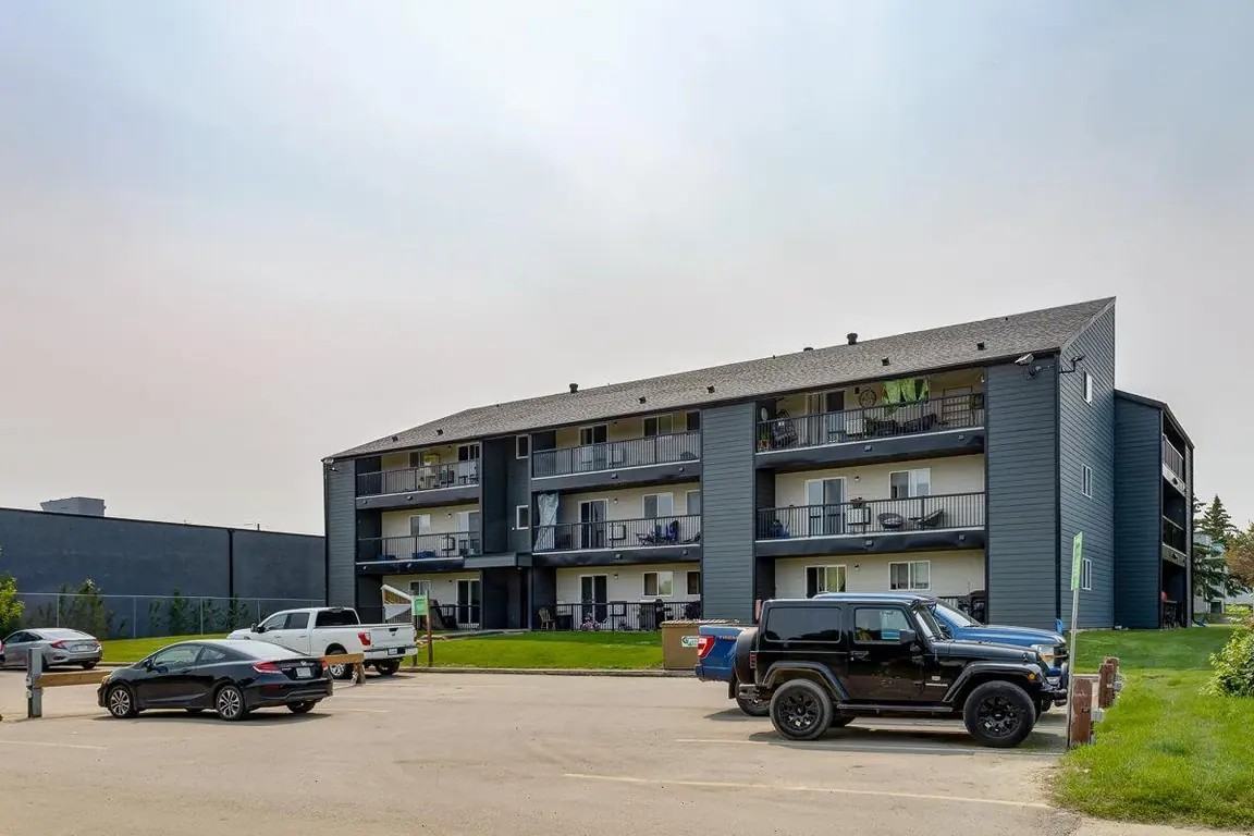 Heritage Place Apartments - Photo 2 of 27