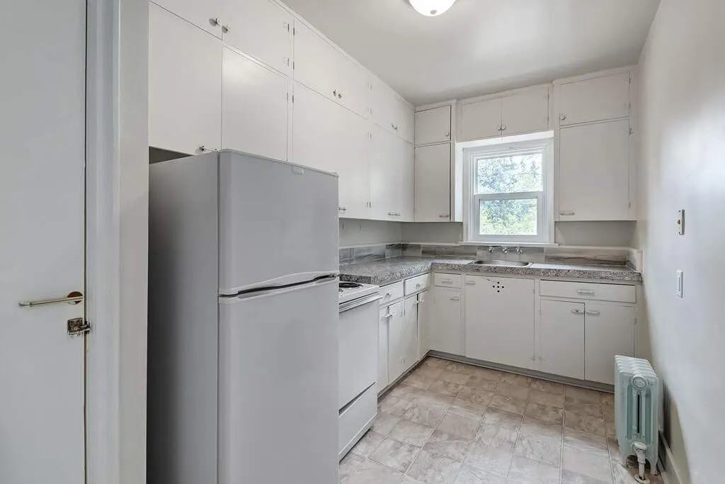 Gibson Apartments - Photo 5 of 22