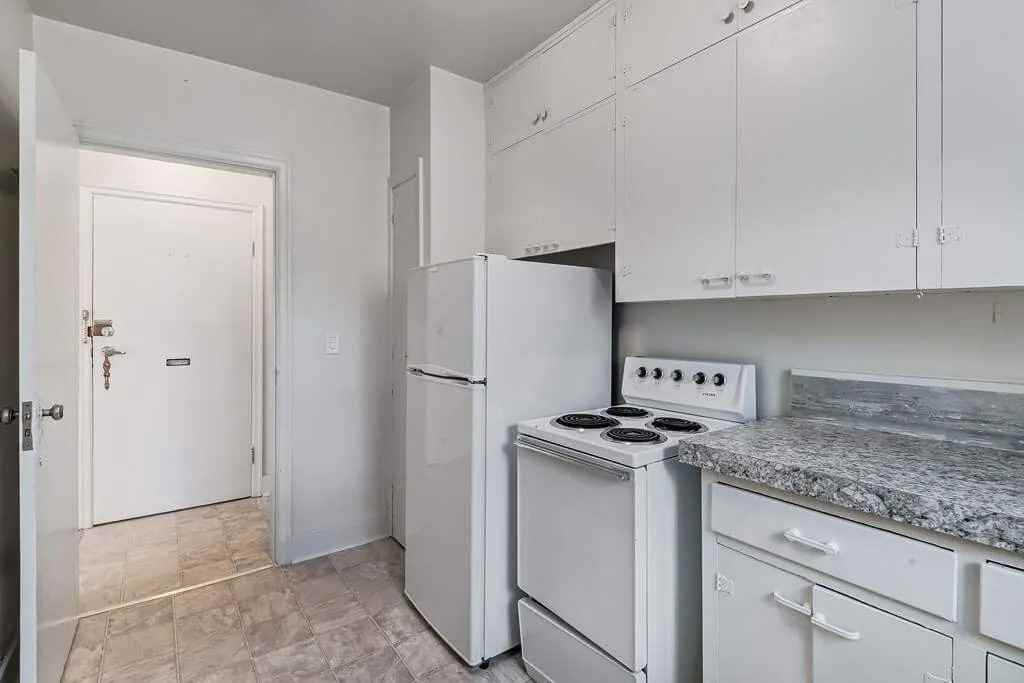 Gibson Apartments - Photo 6 of 22