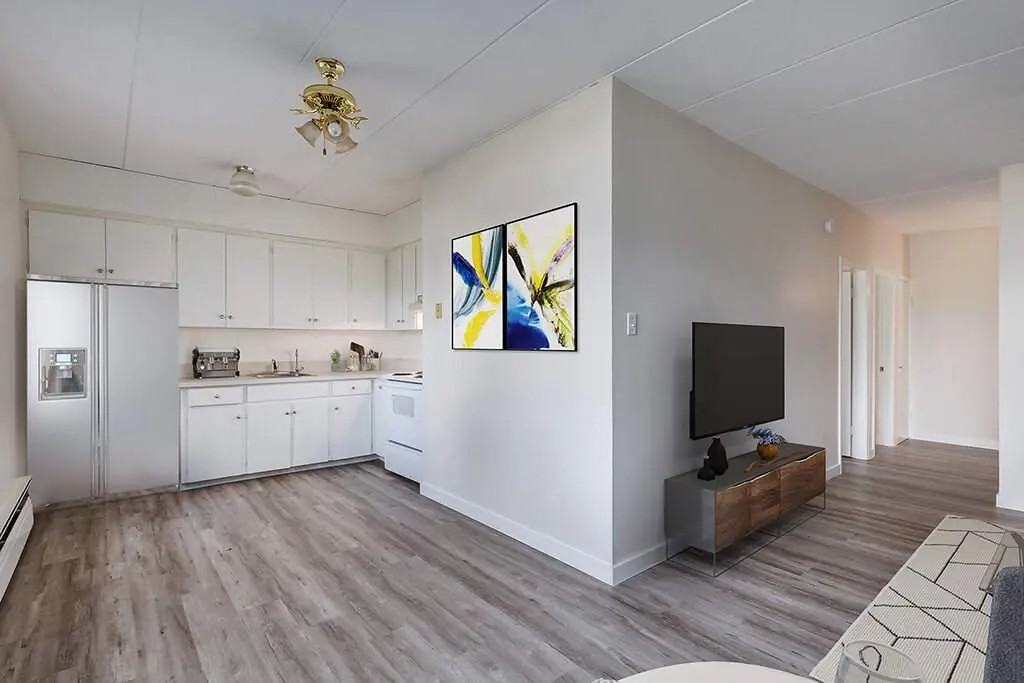 Spruce Manor - Photo 2 of 11