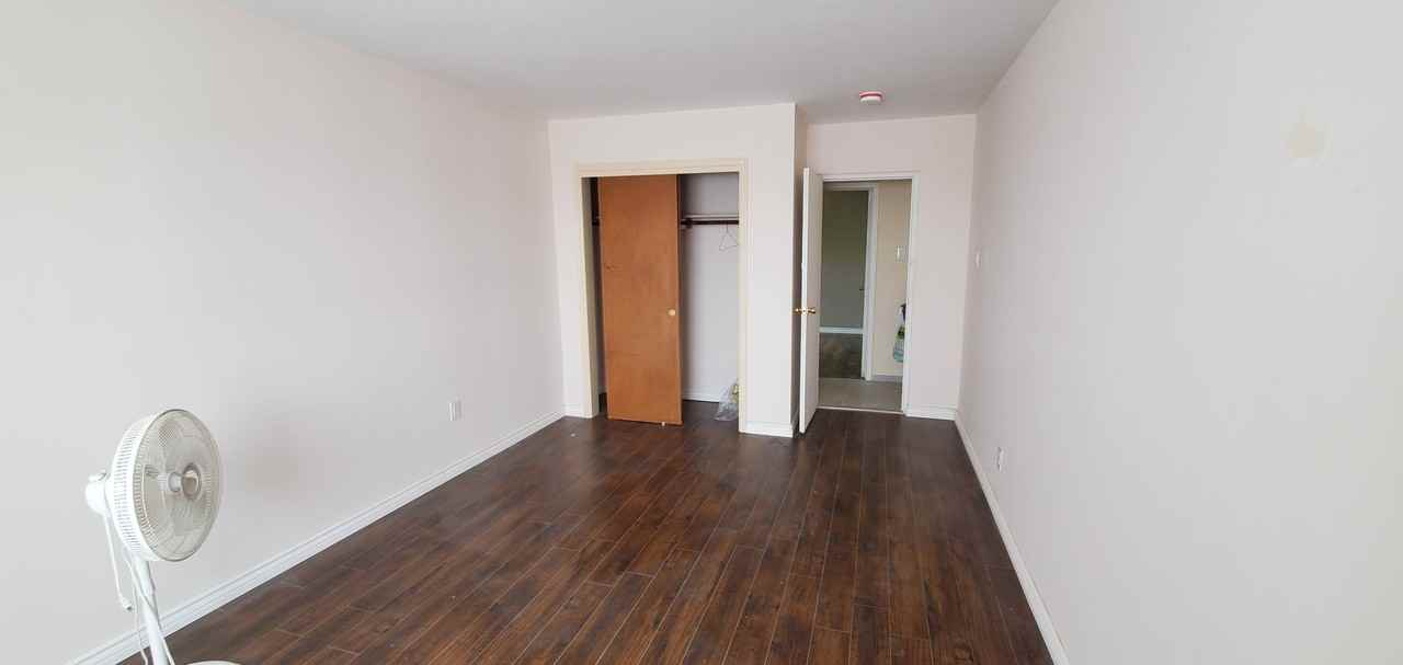 68 Cameron Ave - Photo 3 of 19