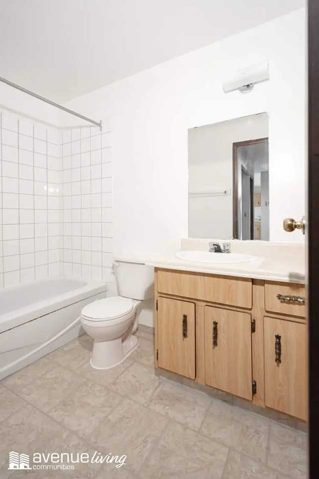 King Art - Photo 7 of 25