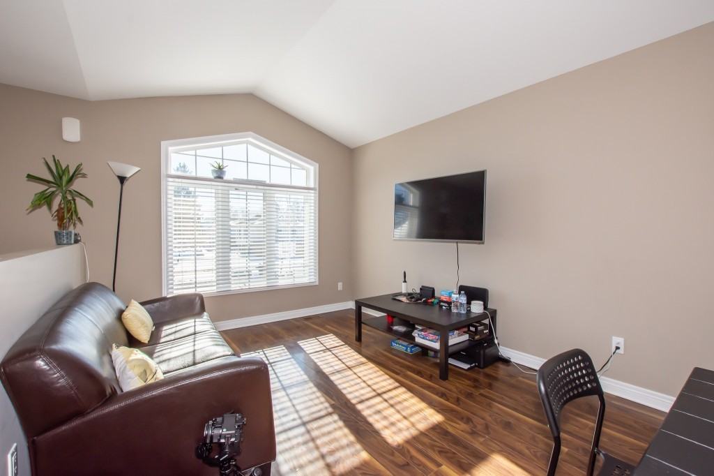 10 Trent Ave - Photo 6 of 17