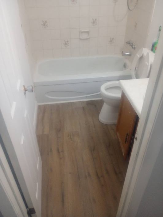 2 York St N - Photo 4 of 8