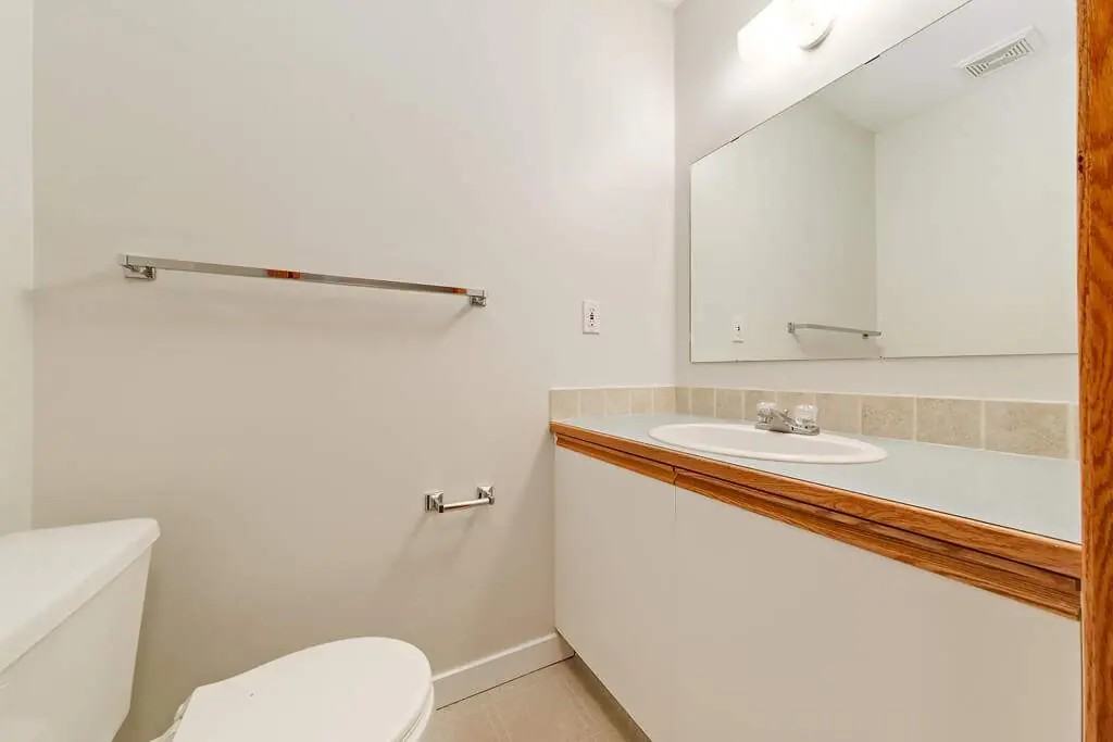 Halman Heights Townhomes - Photo 7 of 11