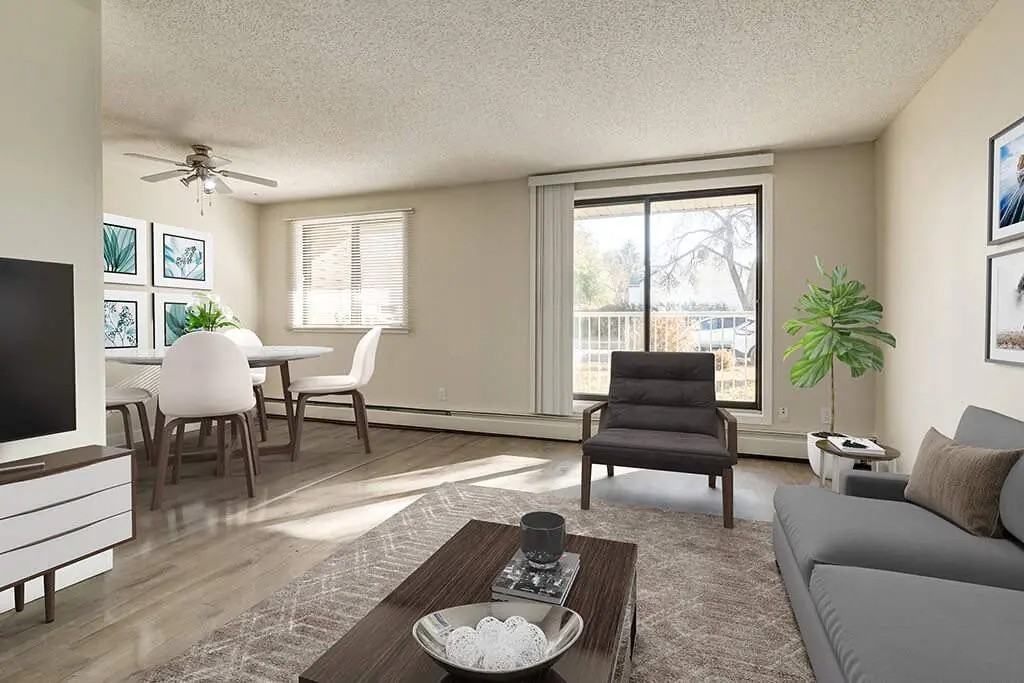 Hudson Court - Photo 2 of 44