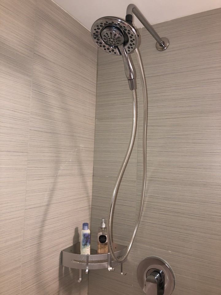 2150 Lawrence Ave E - Photo 7 of 12