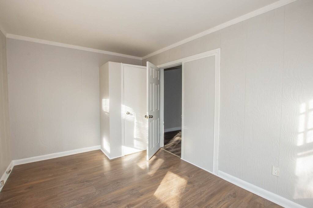 44 Rodman St - Photo 3 of 15
