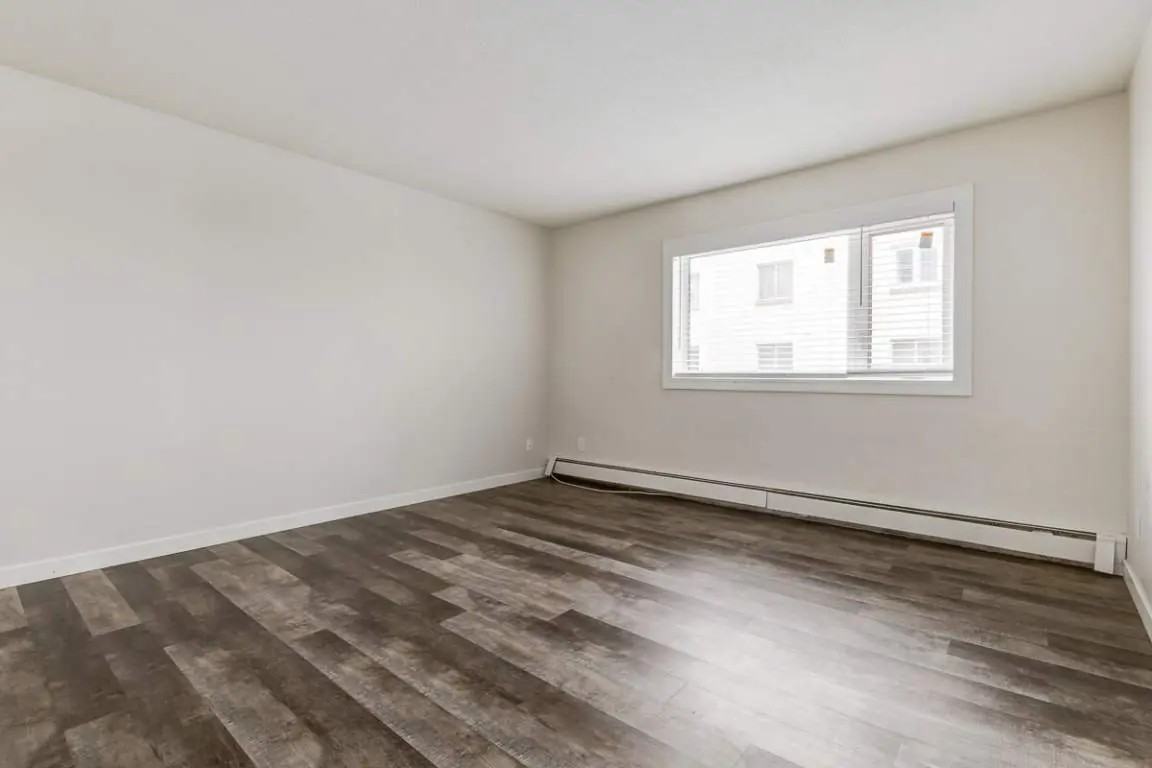 Angus Lodge - Photo 3 of 11