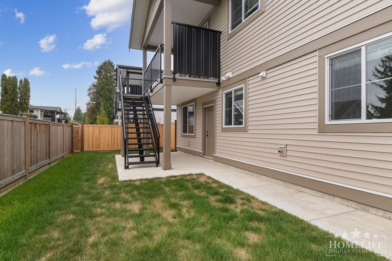 46058 Bonny Ave - Photo 3 of 14