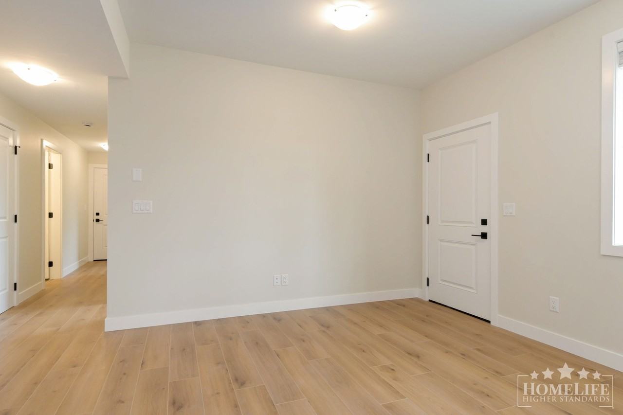46058 Bonny Ave - Photo 6 of 14
