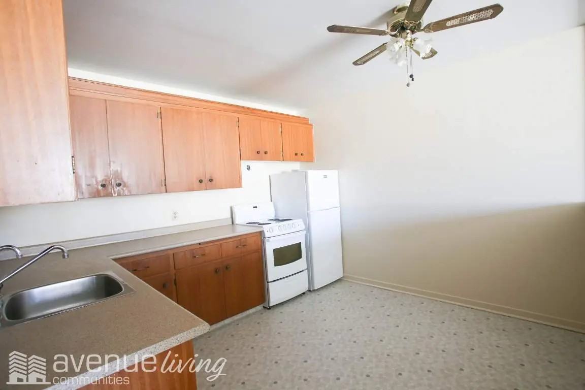 Angus Place - Photo 5 of 14