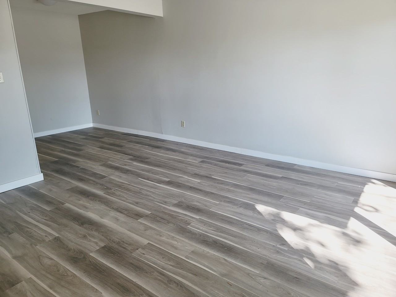 10140 156 St Nw - Photo 6 of 21