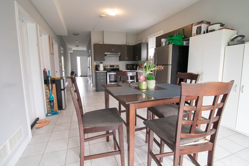 9B Cleveland St - Photo 4 of 17