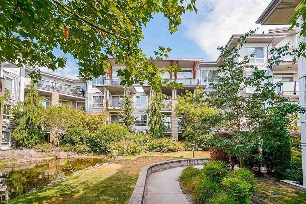 6688 120 St - Photo 5 of 22