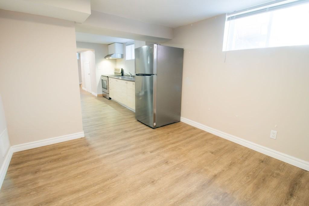 366 Dieppe Street - Photo 6 of 15