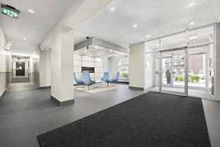 95 Paisley Blvd W - Photo 1 of 1