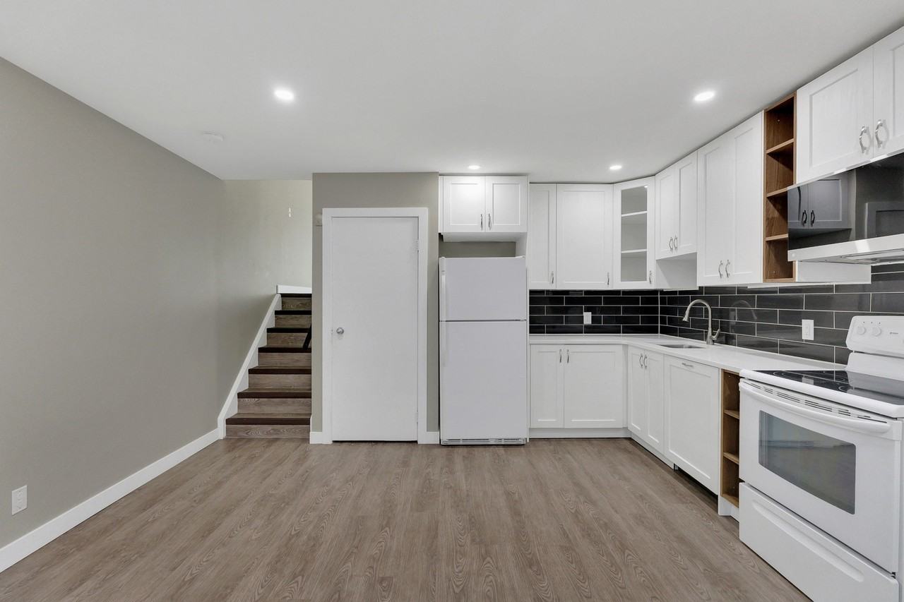 20 Taft Cres - Photo 3 of 21