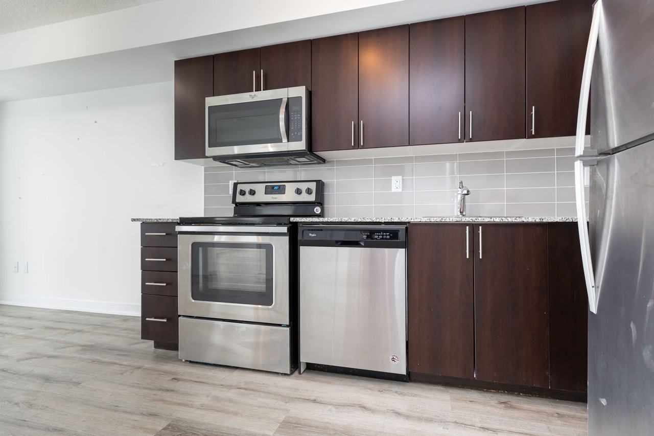 1420 Dupont St #1905 - Photo 5 of 10