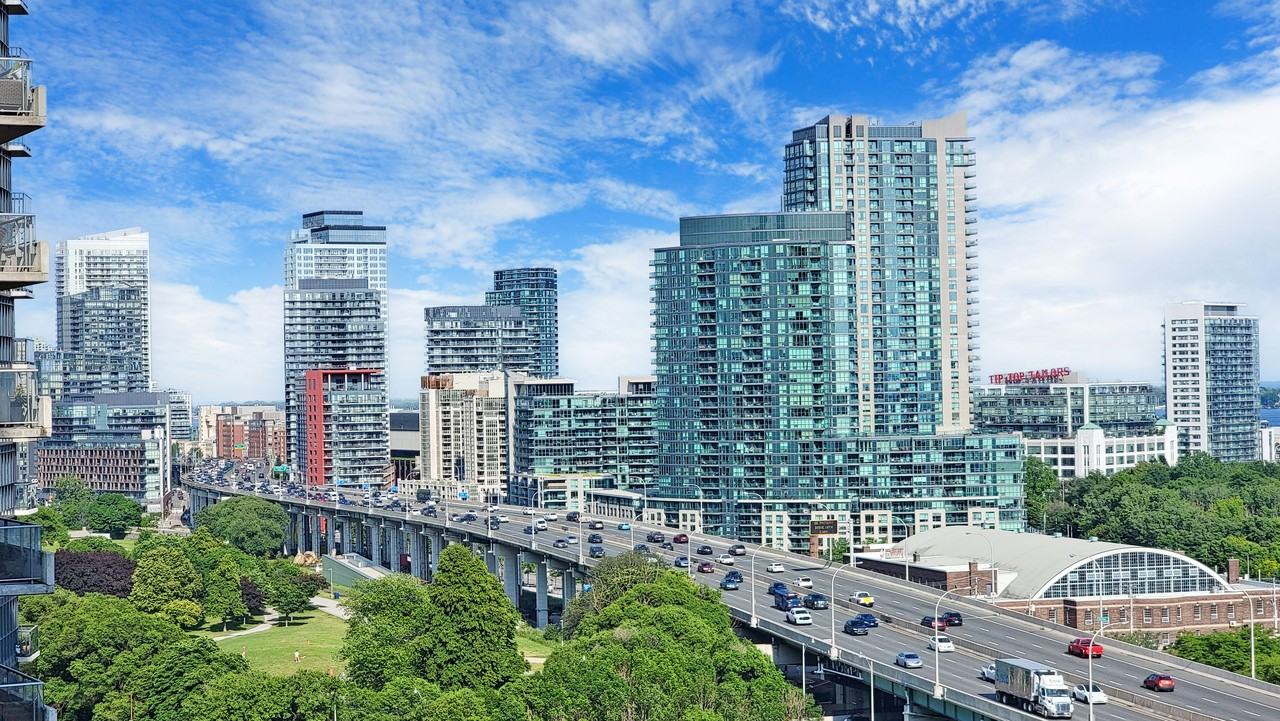 59 East Liberty St - Photo 3 of 40