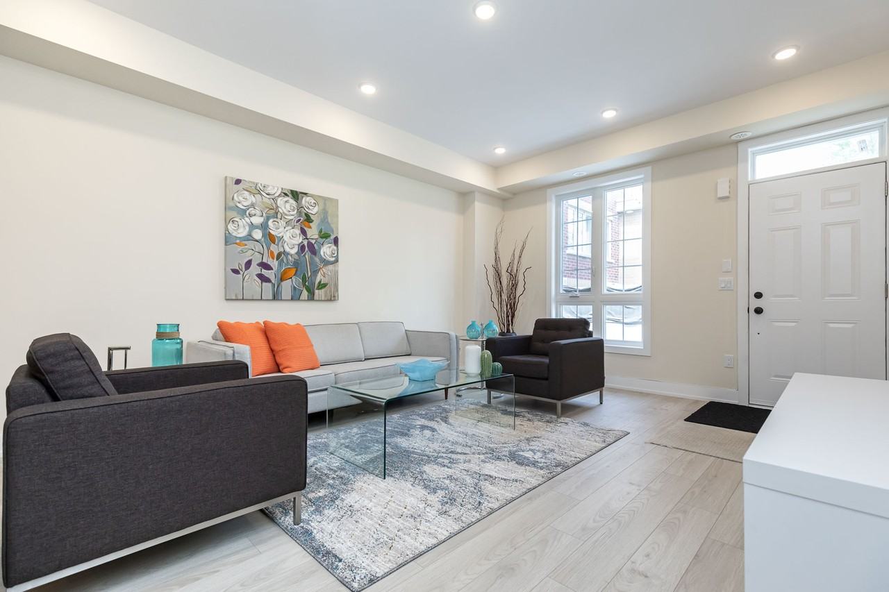 3 Elsie Lane - Photo 3 of 14