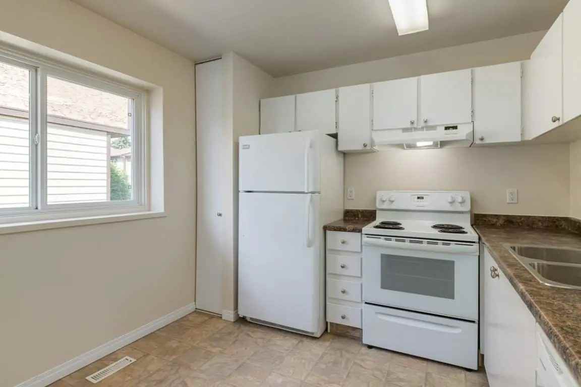 Cavell Ridge Townhomes - Photo 6 of 13