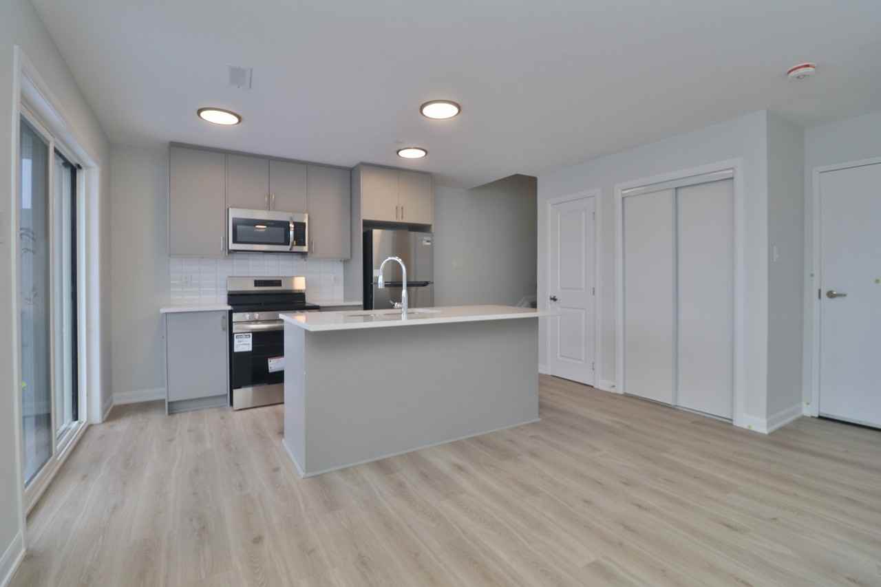 401 Glenroy Gilbert Dr - Photo 6 of 30