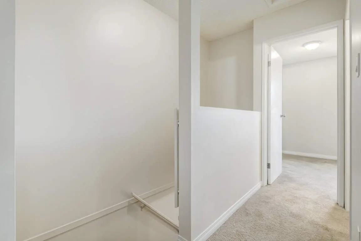 Hartford County Townhomes - Photo 7 of 26