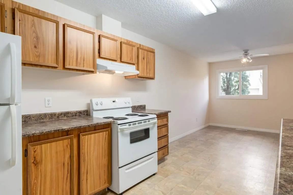 Hooke County Townhomes - Photo 4 of 32