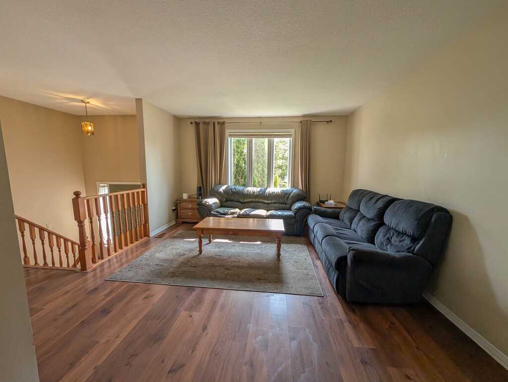 22 Woodland Dr - Photo 5 of 12