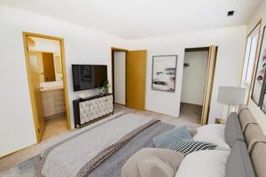 featured image of 478 400-463 & 500-563 Huntington Hill Nw