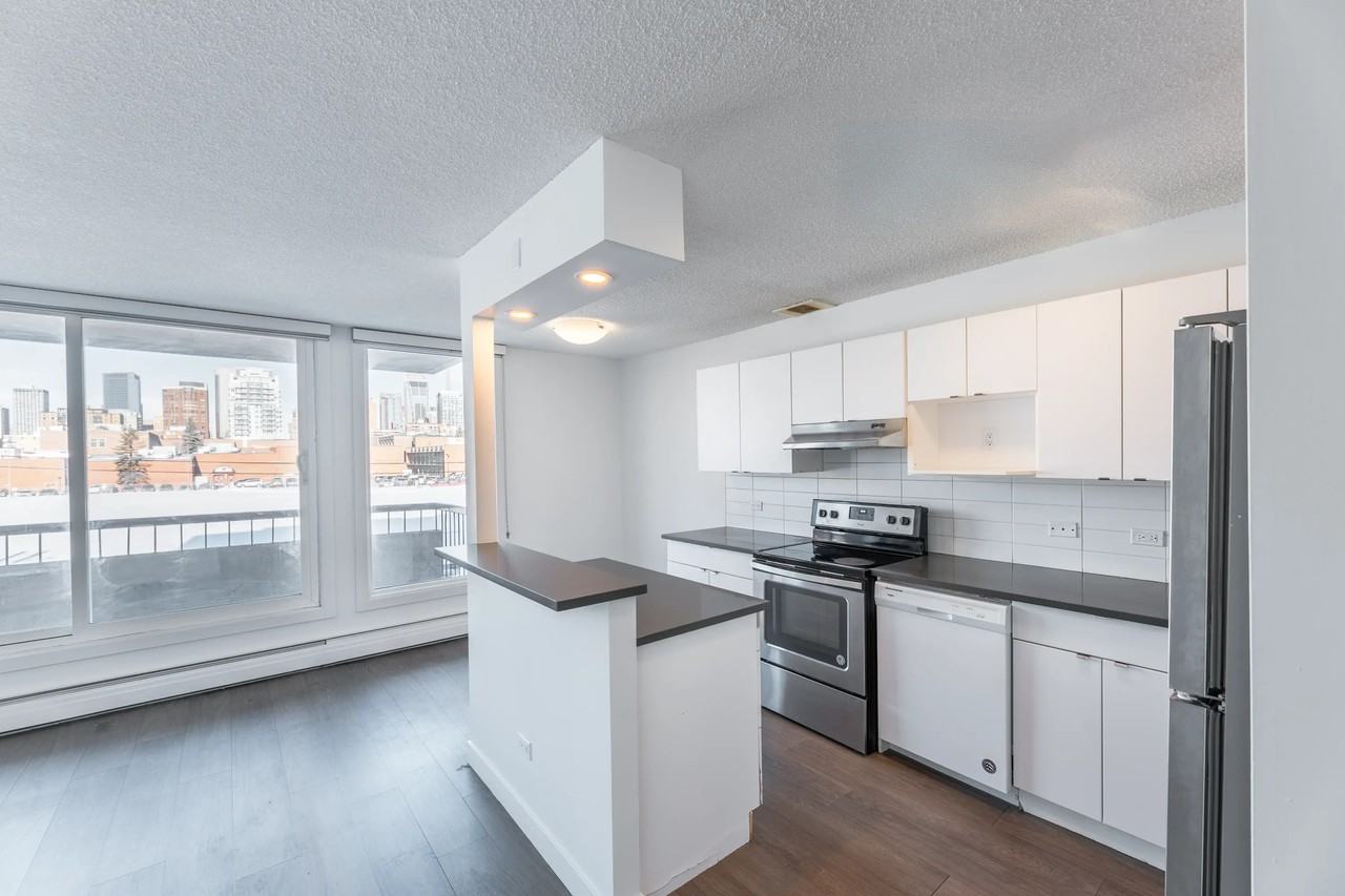 Forest Hills - Photo 6 of 42