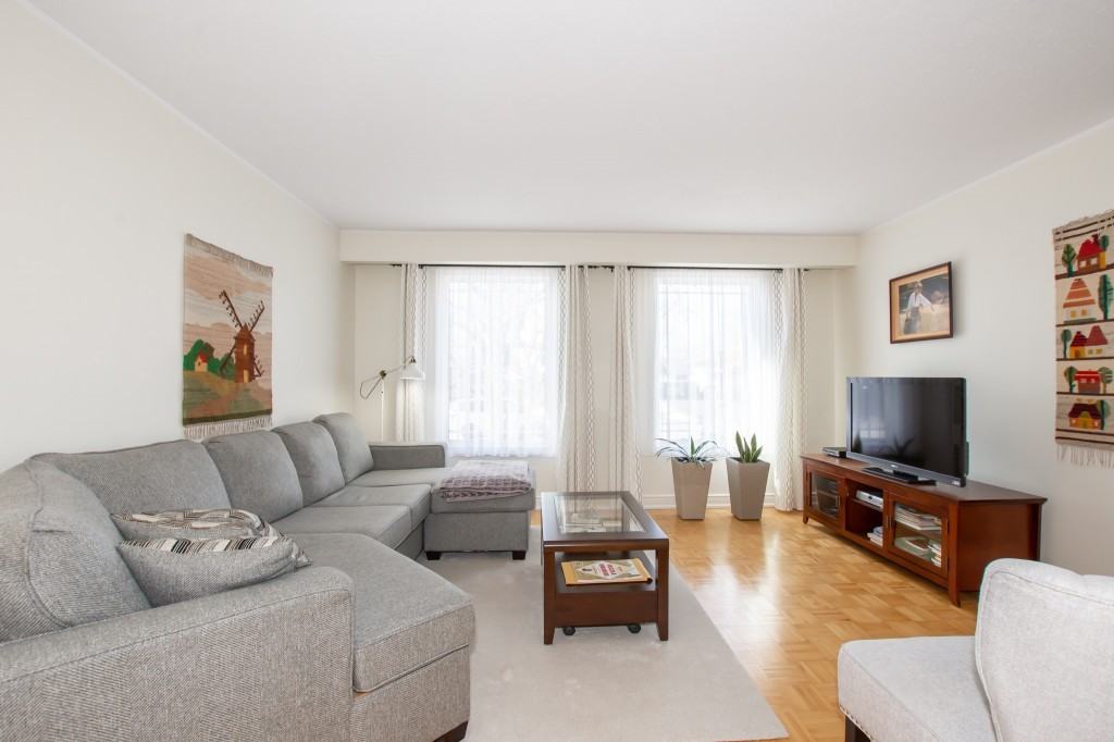 56 Meredith Dr - Photo 6 of 18