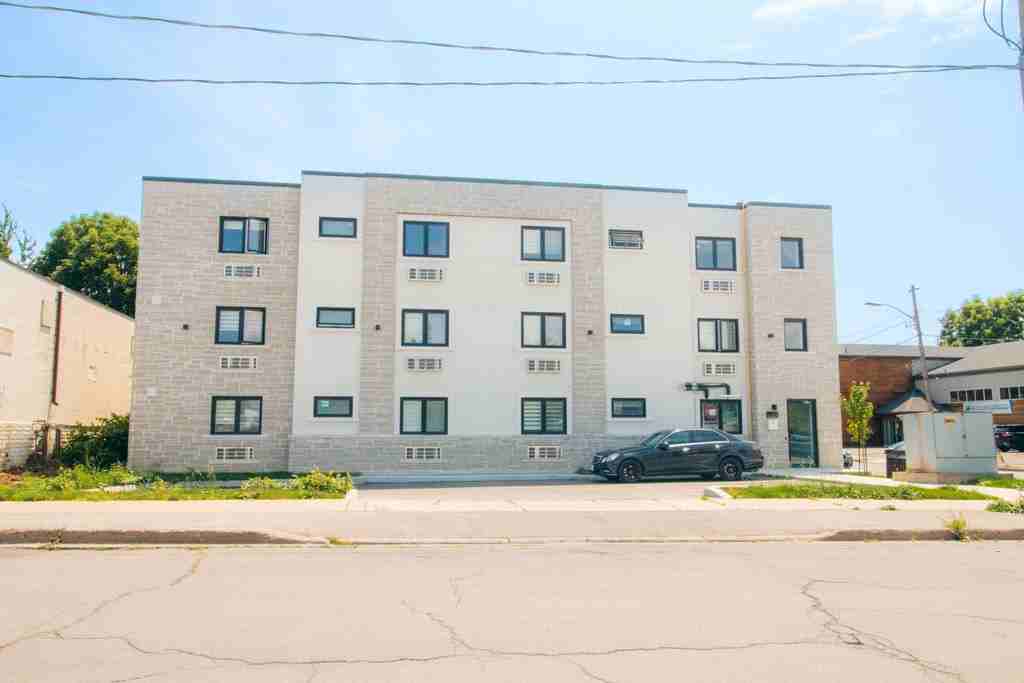 21 Seventh St - Photo 7 of 8