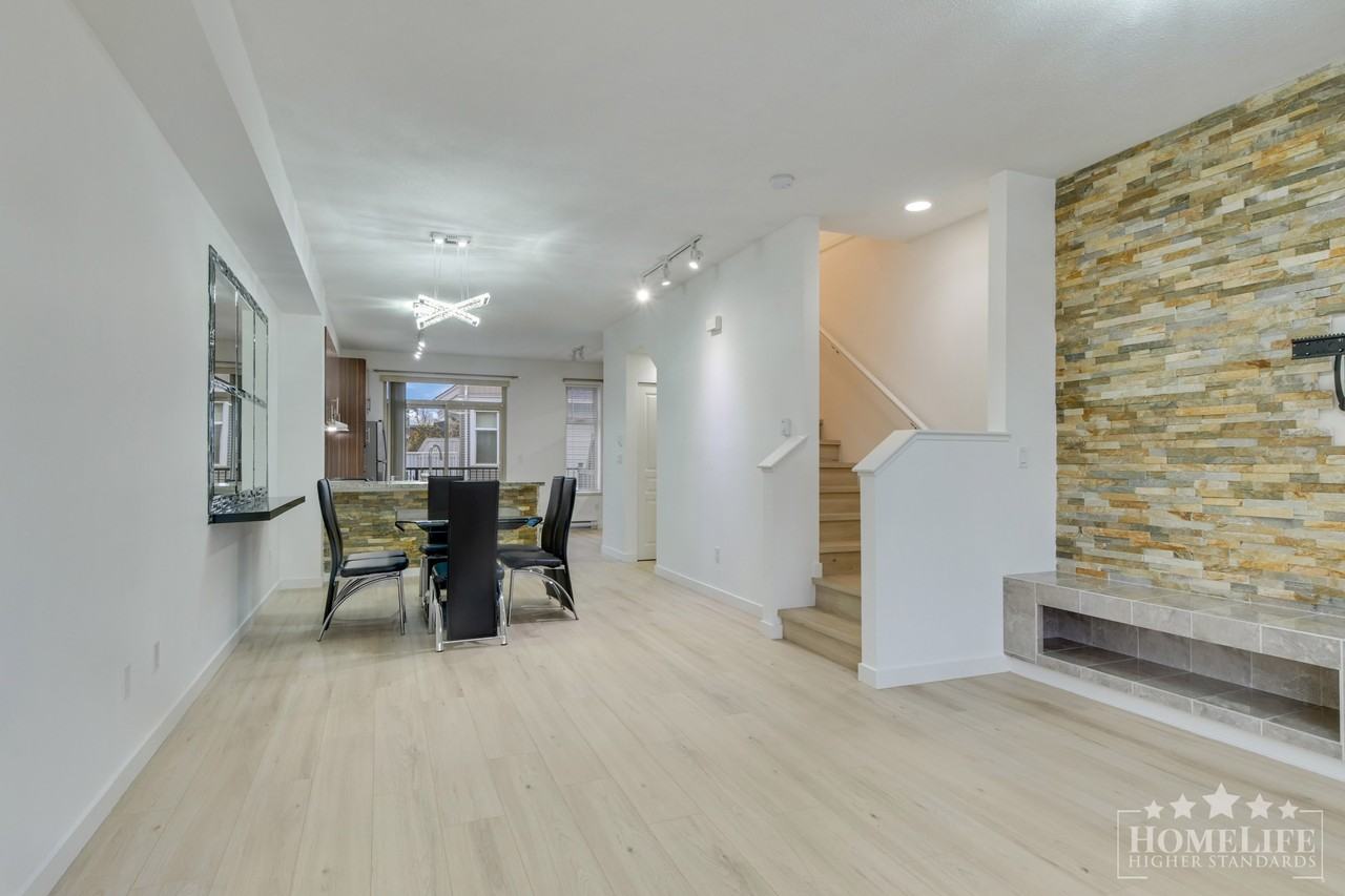 31098 Westridge Pl - Photo 4 of 29