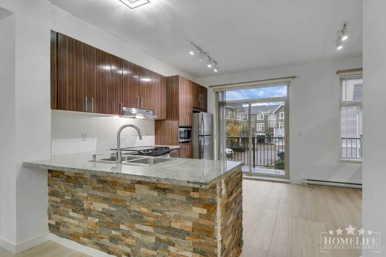 31098 Westridge Pl - Photo 6 of 29