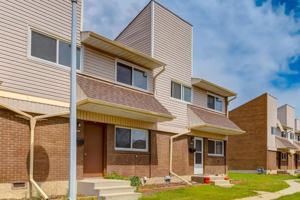 featured image of 10542 45 Ave Nw