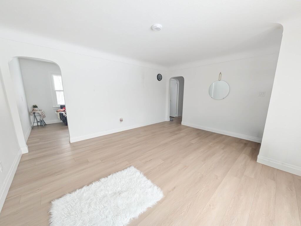 89 Jacobson Ave - Photo 2 of 19