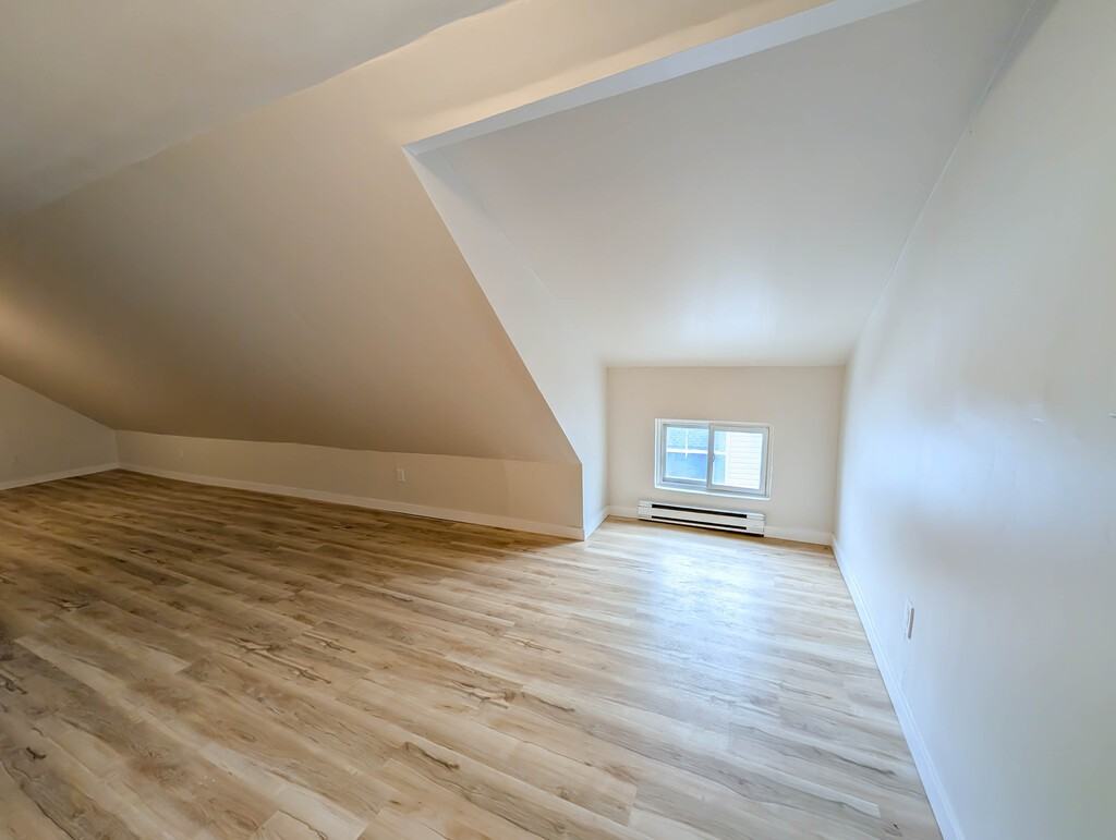 67 Seventh St - Photo 4 of 13