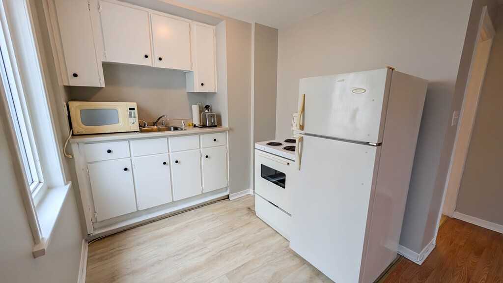 263 King St - Photo 2 of 8