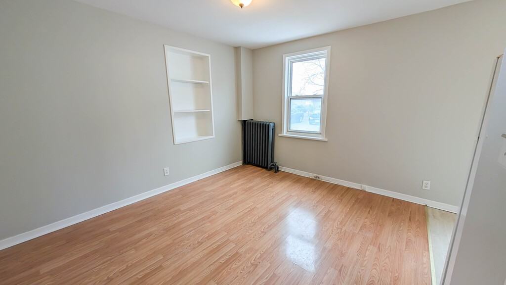 263 King St - Photo 6 of 8