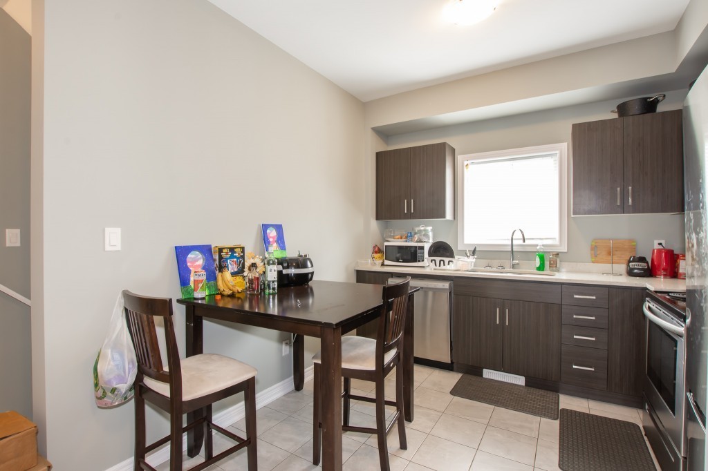 66D Battle St - Photo 2 of 14