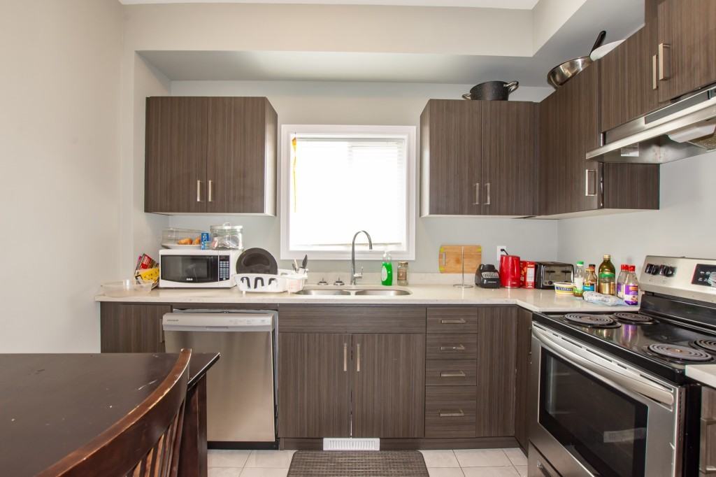 66D Battle St - Photo 3 of 14