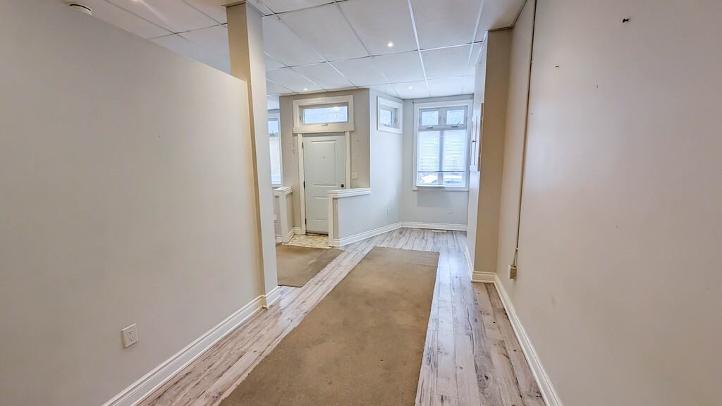 595 King St - Photo 6 of 14