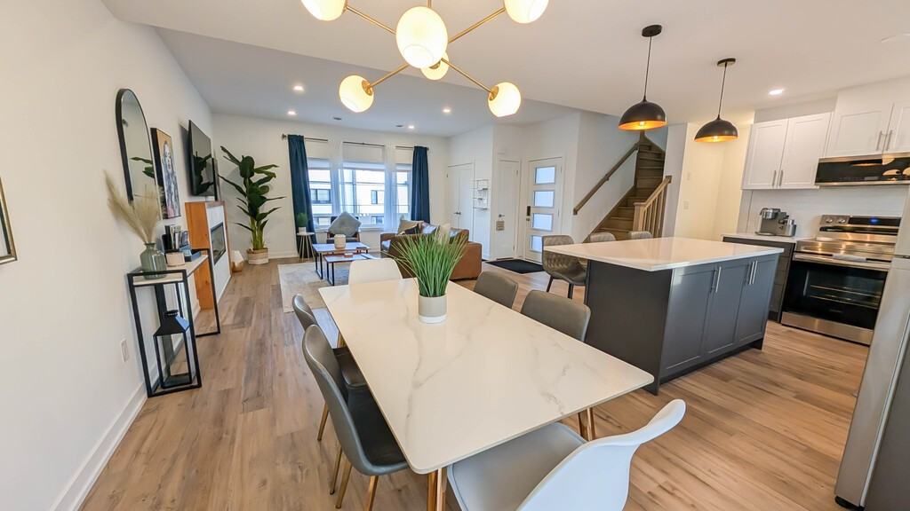 4263 Fourth Ave - Photo 6 of 20