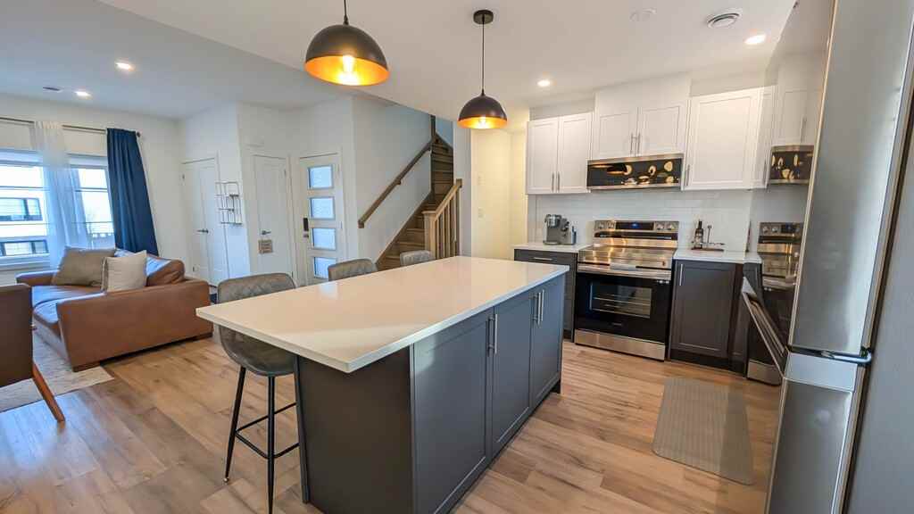 4263 Fourth Ave - Photo 7 of 20